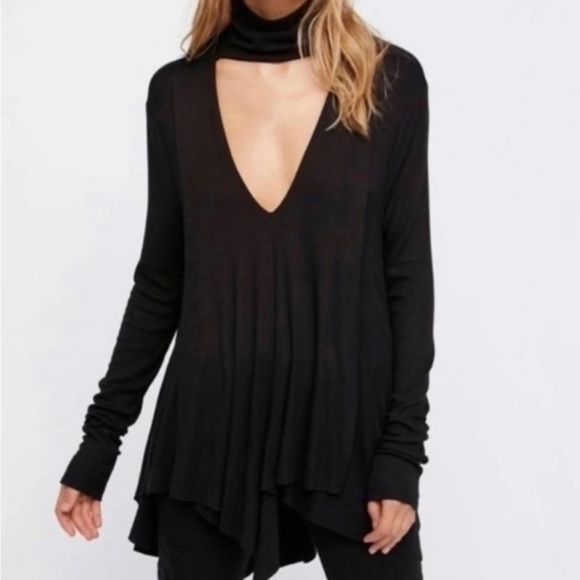 Free People Flowy Oversized V-Neck Top - Picture 1 of 5